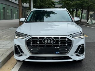 2020 Audi Q3 35 TFSI II (F3), белый, 1785000 рублей, вид 4