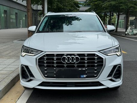 2020 Audi Q3 35 TFSI II (F3), белый, 1785000 рублей, вид 4