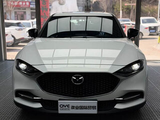 2021 Mazda CX-4 I Рестайлинг, белый, 1630000 рублей, вид 2