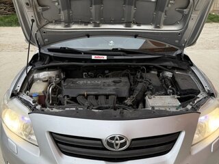 2006 Toyota Corolla X (E140, E150), серебристый, 600000 рублей, вид 3
