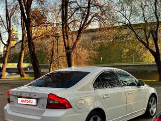 2011 Volvo S80 II Рестайлинг, белый, 1390000 рублей, вид 4