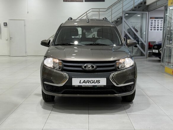 2026 Lada (ВАЗ) Largus I Рестайлинг, коричневый, 1837000 рублей - вид 1