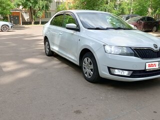 2016 Skoda Rapid I, жёлтый, 600000 рублей, вид 3