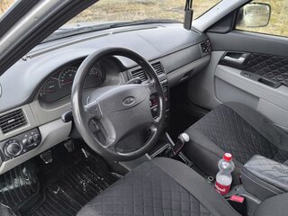 2010 Lada (ВАЗ) Priora I, серебристый, 300000 рублей, вид 4