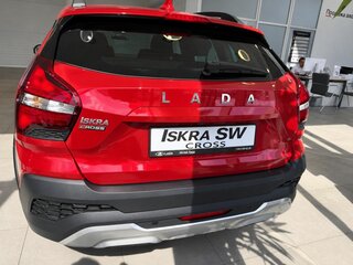 2026 Lada (ВАЗ) Iskra SW Cross, красный, 1752000 рублей, вид 4