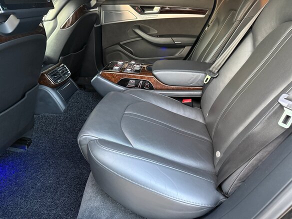 2015 Audi A8 Long III (D4) Рестайлинг, чёрный - вид 15