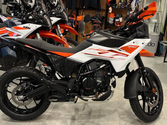 2025 KTM 390 Adventure X, оранжевый, 698400 рублей - вид 9