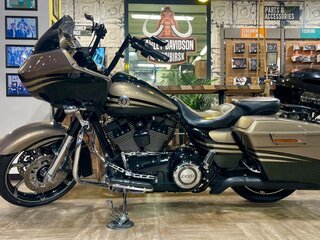 2013 Harley-Davidson CVO Road Glide, чёрный, 1500000 рублей, вид 2