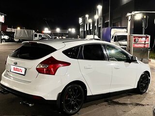 2012 Ford Focus III, белый, 550000 рублей, вид 5