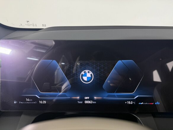 2025 BMW X3 Long 30L xDrive IV (G45/G48), чёрный, 7400000 рублей - вид 10