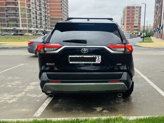2020 Toyota RAV4 V (XA50), чёрный, 3300000 рублей, вид 2