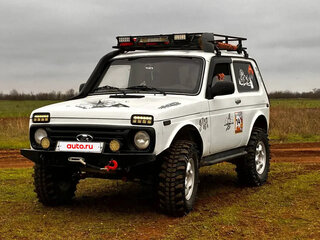 2010 Lada (ВАЗ) 2121 (4x4) I Рестайлинг, белый, 700000 рублей, вид 1