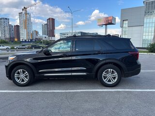 2021 Ford Explorer VI, чёрный, 4600000 рублей, вид 5