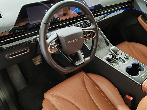 2022 Omoda C5 I, чёрный - вид 11