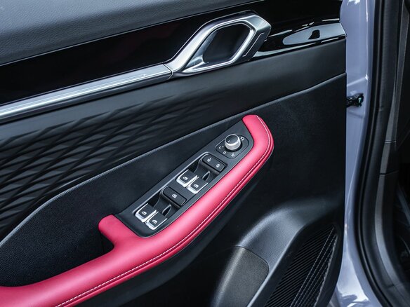 2026 Geely Coolray I Рестайлинг 2, фиолетовый, 2935341 рублей - вид 20