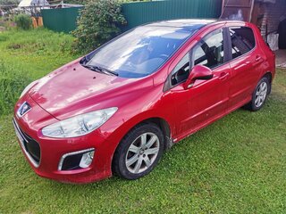 2011 Peugeot 308 I Рестайлинг, красный, 400000 рублей, вид 1