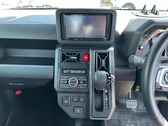 2023 Daihatsu Taft II, зелёный - вид 9