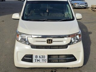 2017 Honda N-WGN I Рестайлинг, белый, 690000 рублей, вид 3