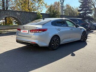 2017 Kia Optima IV, серебристый, 1520000 рублей, вид 3