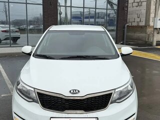 2016 Kia Rio III Рестайлинг, белый, 770000 рублей, вид 1