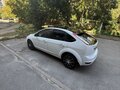 2010 Ford Focus II Рестайлинг, белый, 650000 рублей - вид 3