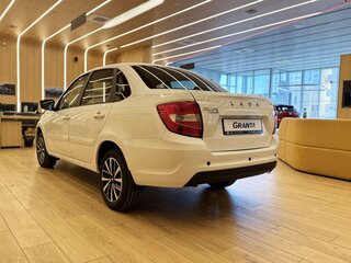 2026 Lada (ВАЗ) Granta I Рестайлинг, белый, 1290000 рублей, вид 5