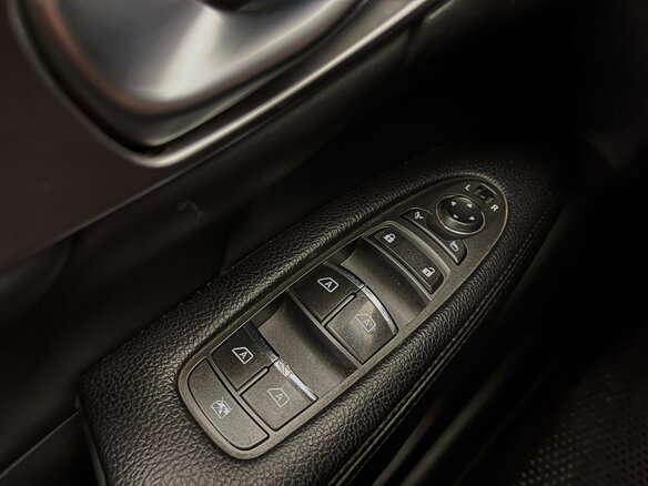 2010 Infiniti M25 IV, серый, 1250000 рублей - вид 13
