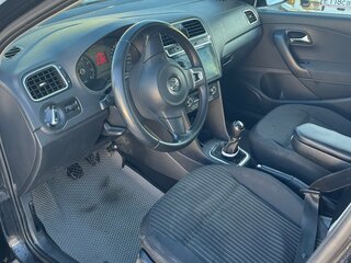 2014 Volkswagen Polo V, чёрный, 575000 рублей, вид 5