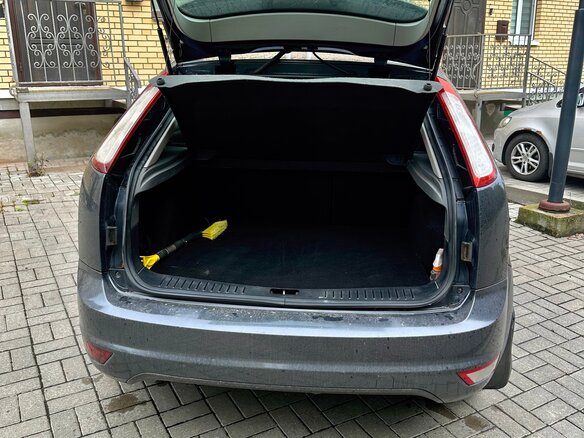 2008 Ford Focus II Рестайлинг, серый, 400000 рублей - вид 7