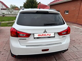 2013 Mitsubishi ASX I Рестайлинг, белый, 1280000 рублей, вид 2