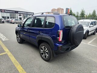 2026 Lada (ВАЗ) Niva Travel I Рестайлинг, синий, 1737000 рублей, вид 4