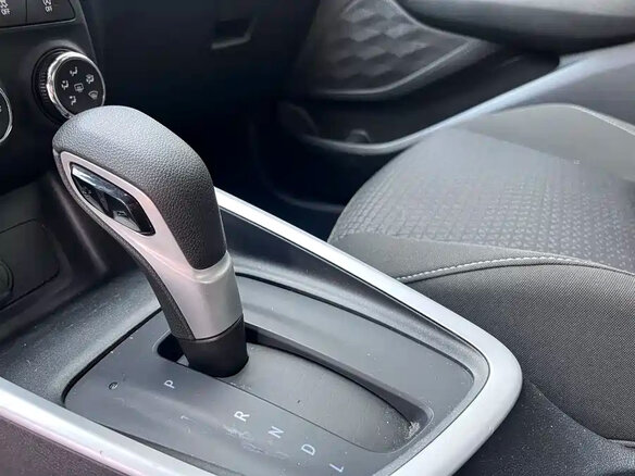 2022 Chevrolet Onix II, белый - вид 7