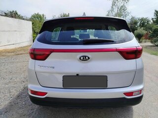 2018 Kia Sportage IV Рестайлинг, серый, 1950000 рублей, вид 2