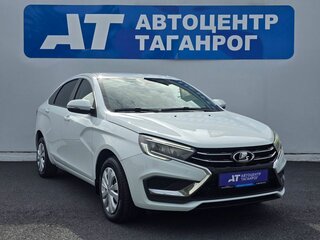 2024 Lada (ВАЗ) Vesta I Рестайлинг (NG), белый, 1399000 рублей, вид 3