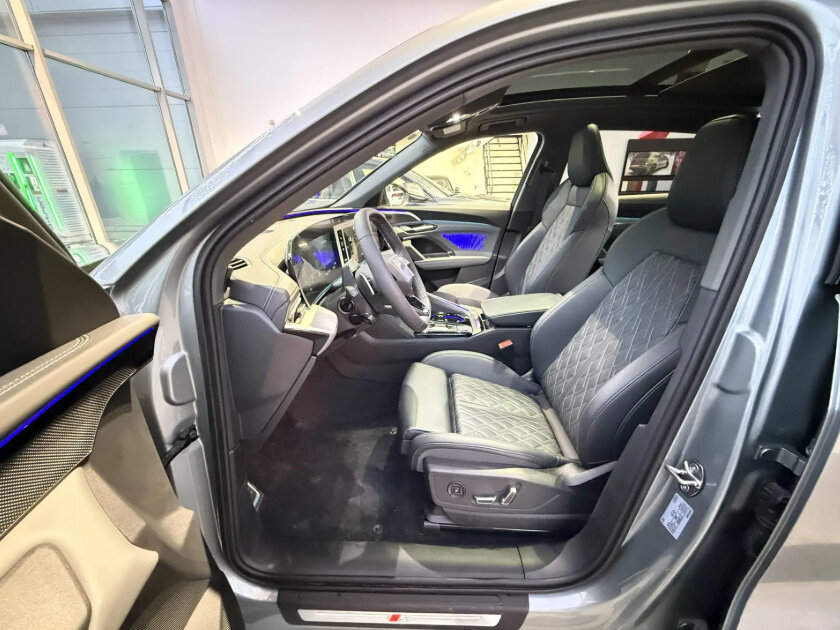 Открыть фотографии: Audi Q5 III (GU)