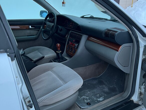 1992 Audi 100 IV (C4), серебристый - вид 16