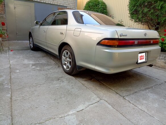 1993 Toyota Mark II VII (X90), серебристый - вид 2