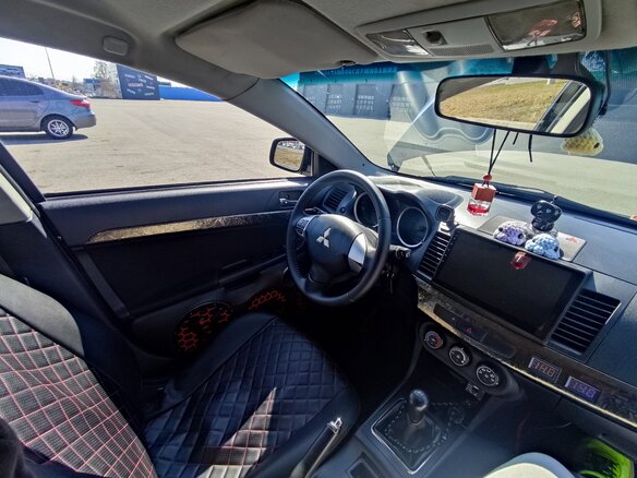 2007 Mitsubishi Lancer X, чёрный, 650000 рублей - вид 7