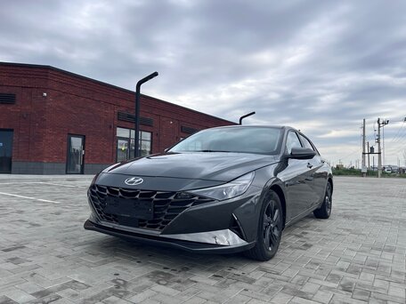 2022 Hyundai Avante VII, серый, 2210000 рублей, вид 2