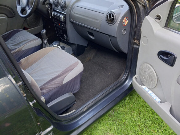2008 Renault Logan I, серый, 205000 рублей - вид 1