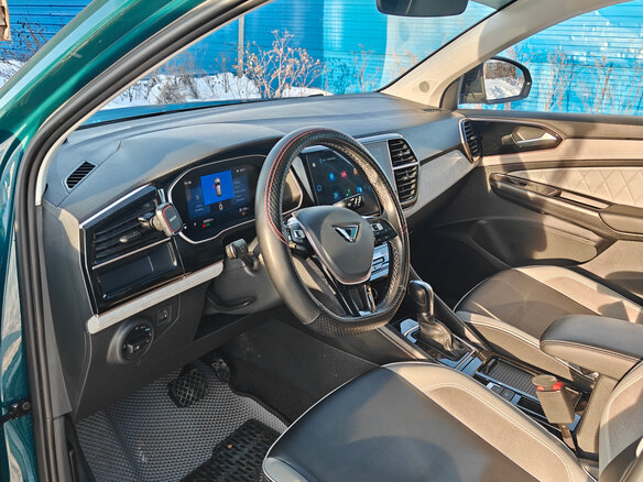 2023 Jetta VS7 I Рестайлинг 1, зелёный, 2400000 рублей - вид 12
