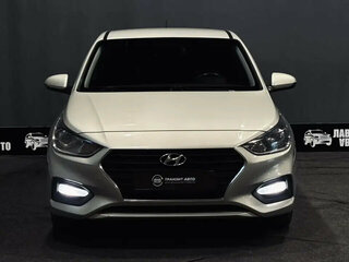2019 Hyundai Solaris II, серебристый, 1291000 рублей, вид 2
