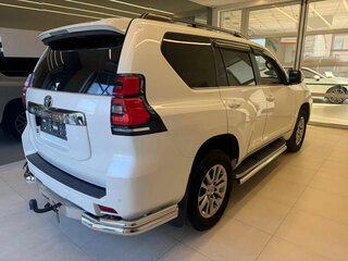 2020 Toyota Land Cruiser Prado 150 Series Рестайлинг 3, белый, 5150000 рублей, вид 4
