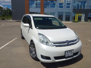 2010 Toyota ISis I Рестайлинг, белый, 1280000 рублей, вид 1