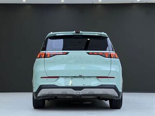 2022 Aion Y Plus 64 kWh, голубой, 2100000 рублей, вид 4