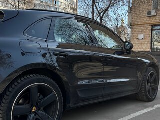 2019 Porsche Macan S I Рестайлинг, чёрный, 4300000 рублей, вид 2
