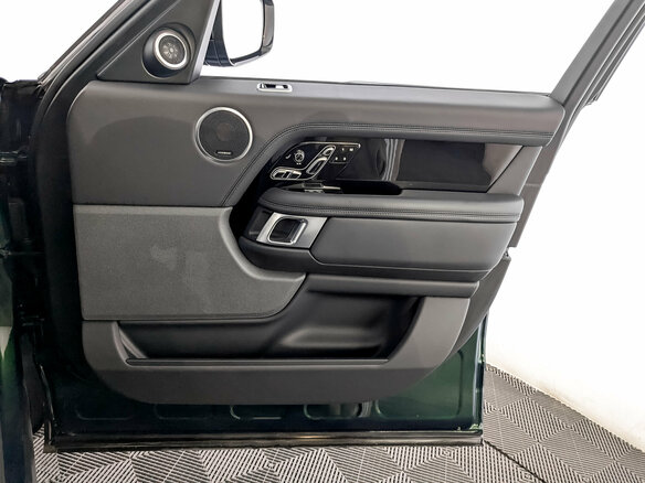 2020 Land Rover Range Rover IV Рестайлинг, зелёный, 7700000 рублей - вид 25
