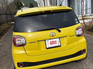 2017 Toyota Passo III, жёлтый, 930000 рублей, вид 3