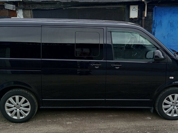 2011 Volkswagen Multivan T5 Рестайлинг, чёрный, 2800000 рублей - вид 6