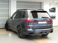2021 BMW X7 M50i I (G07), серый - вид 3
